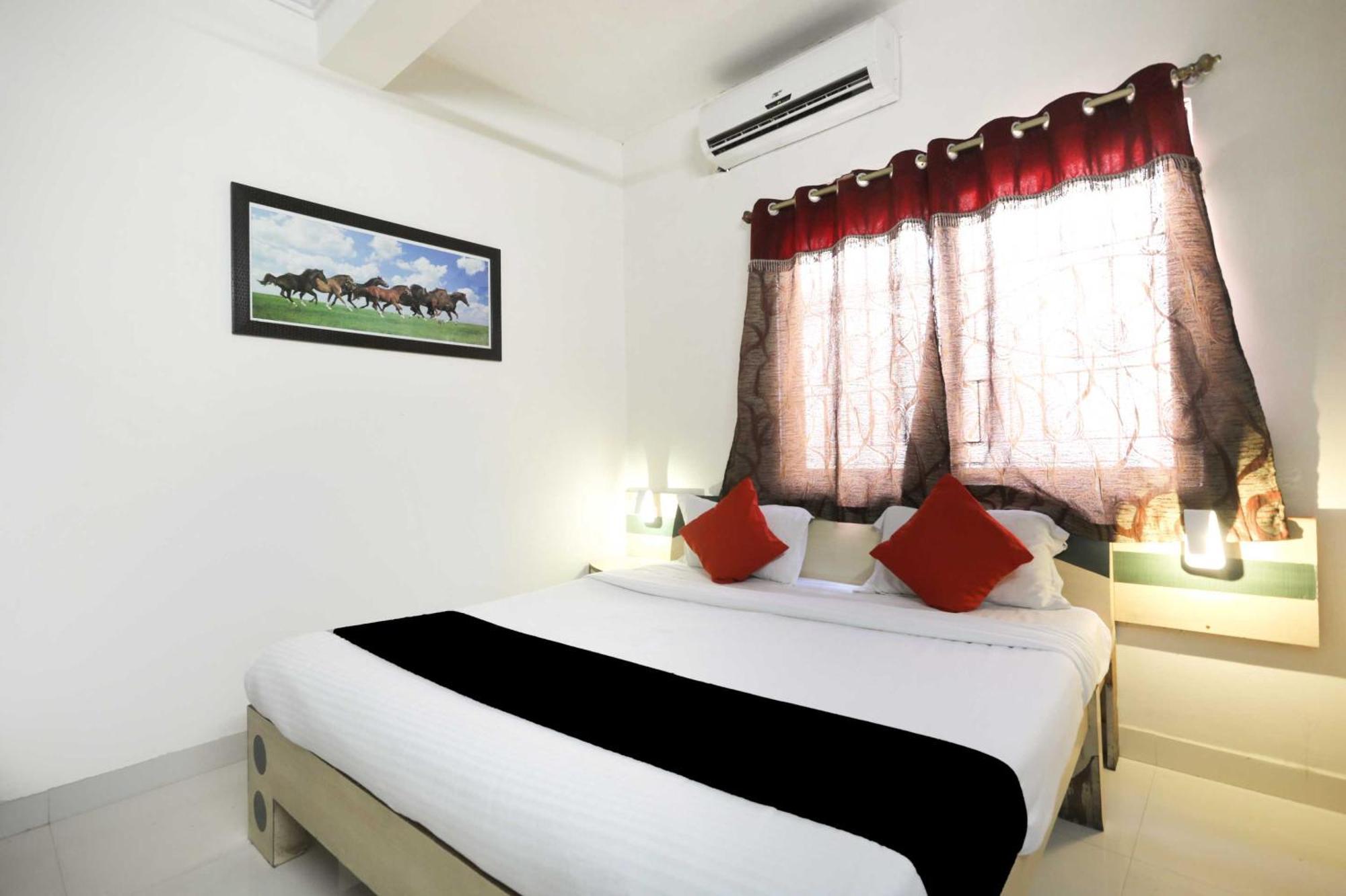 Collection O 3761 Hotel Shree Datta Indore Exterior foto